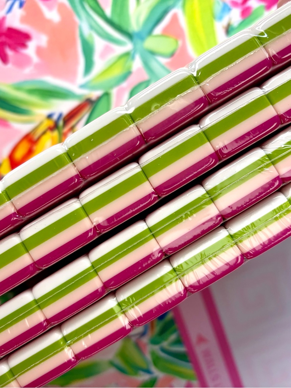 Pretty ๐ฌ๐ฉท Candy Pink Mahjong Tiles ๐๏ธ with Accessories - Picture 2 of 11
